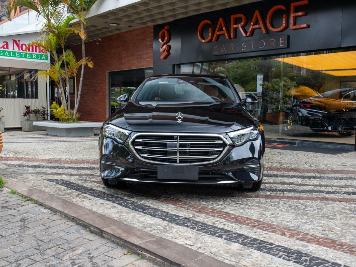 E300
