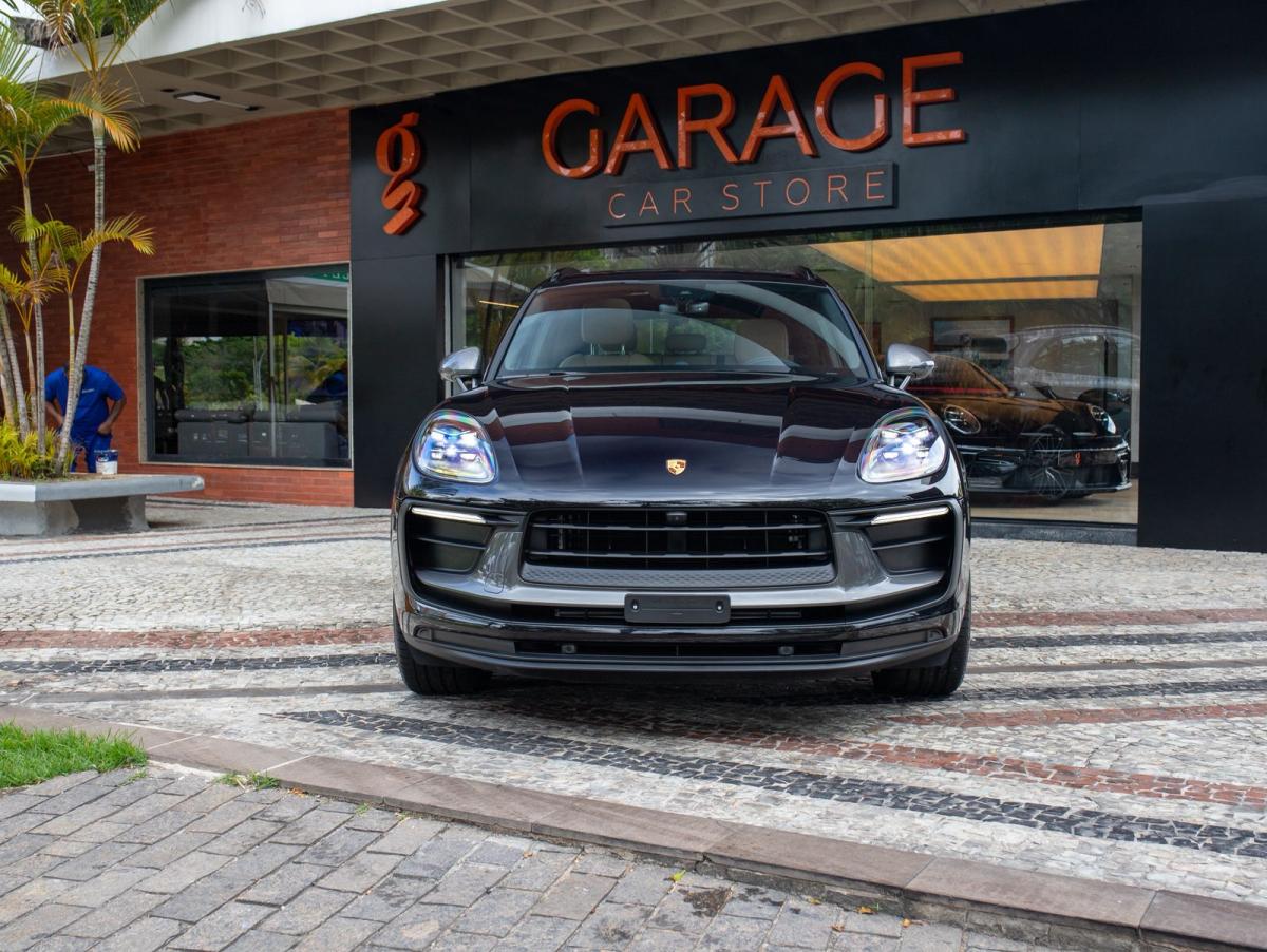 Macan T